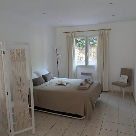 Des Olivades Villa *